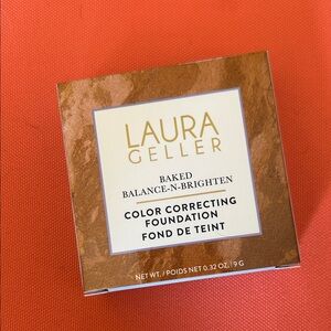 Laura Geller Correcting Foundation Compact
